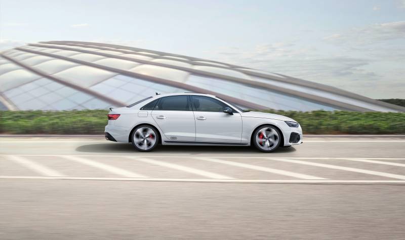 Audi S4 e S5 Black Edition: guarda le foto 9